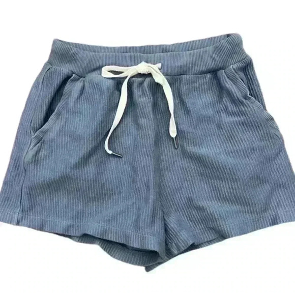 5/$25 Shorts - Picture 3 of 4